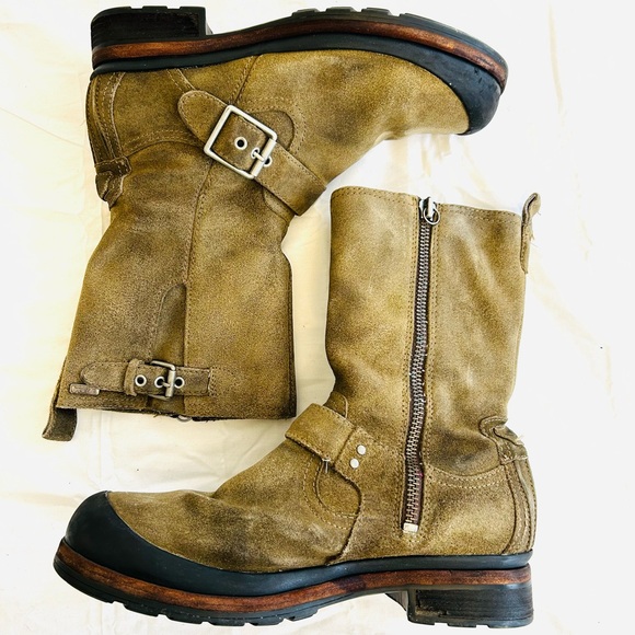 Vintage UGG Rugged Suede Engineer Boots - Picture 8 of 16